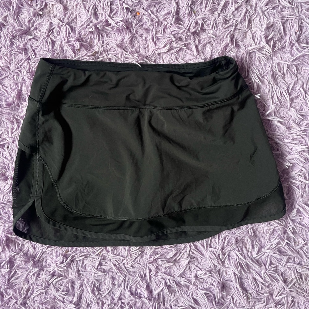 Lululemon black skirt